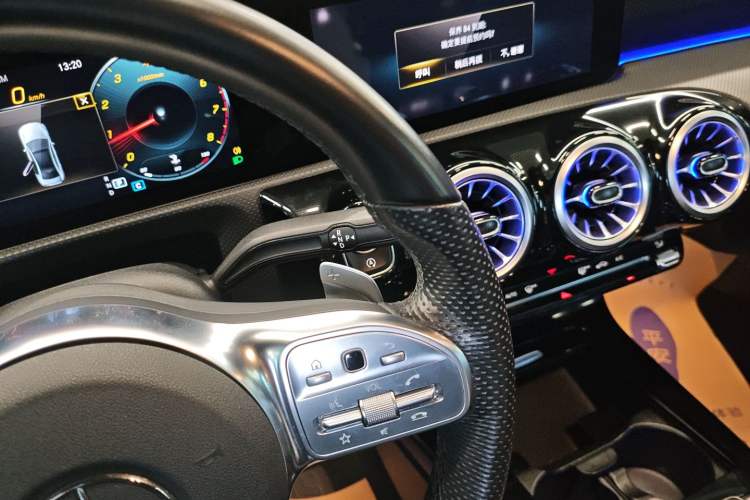 Used Mercedes-Benz A-Class 2021 A 200 L Sport Sedan Fashion Model
