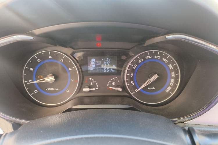 Used Changan Alsvin V7 2016 1.6L Manual LeShang Model China V Standard