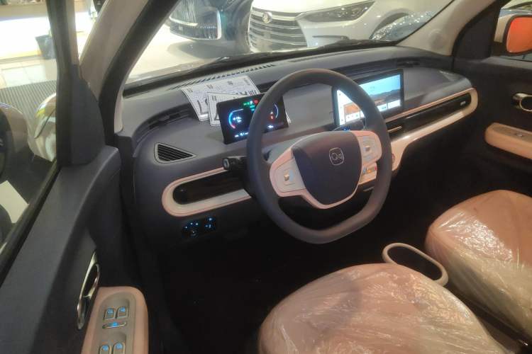 Used Chery Domi 2025 Model 305km Comfort Edition
