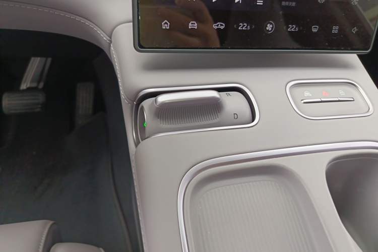 Used Nio EC6 2024 75 kWh