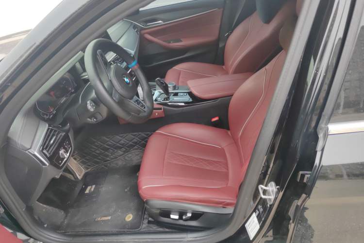 Used BMW 5 Series 2022 530Li Leading Model M Sport Package