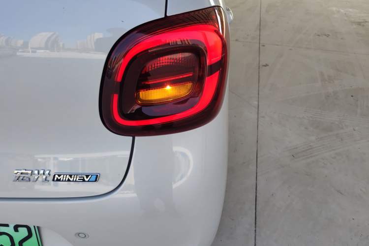 Used Wuling Hongguang MINIEV 2025 Four-Door Version Zhenxiang+ Edition
