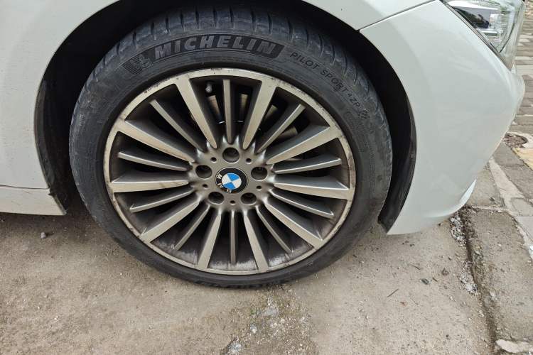 Used BMW 3 Series 2019 320Li Fashion Model
