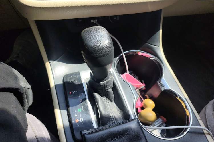 Used Toyota Highlander 2018 2.0T Four-Wheel Drive Elite Edition 7 Seats China VI Standard Gear Lever