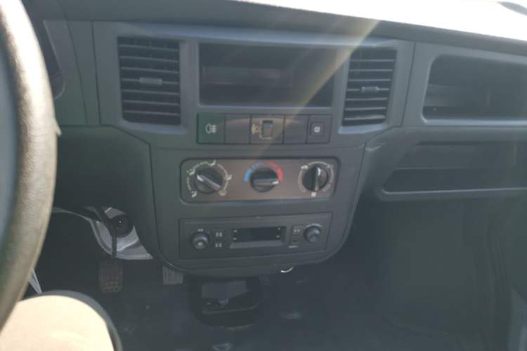 Used Wuling Zhiguang 2023 1.5L Practical Version 5/7 Seats