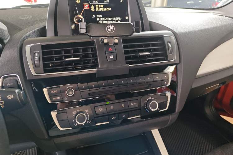 Used BMW 1 Series 2015 118i Urban Design Package Audio And AC Panel