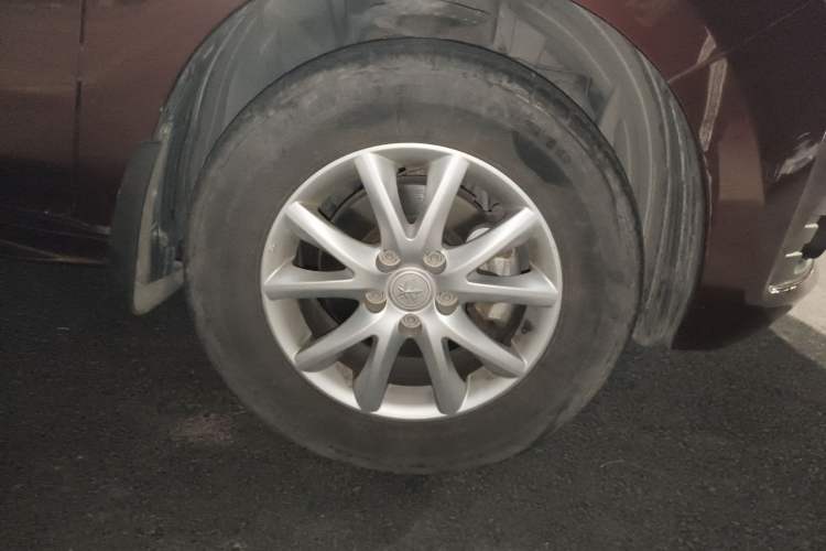 Used Venucia T70 2015 1.6L Manual Ruixing Edition
