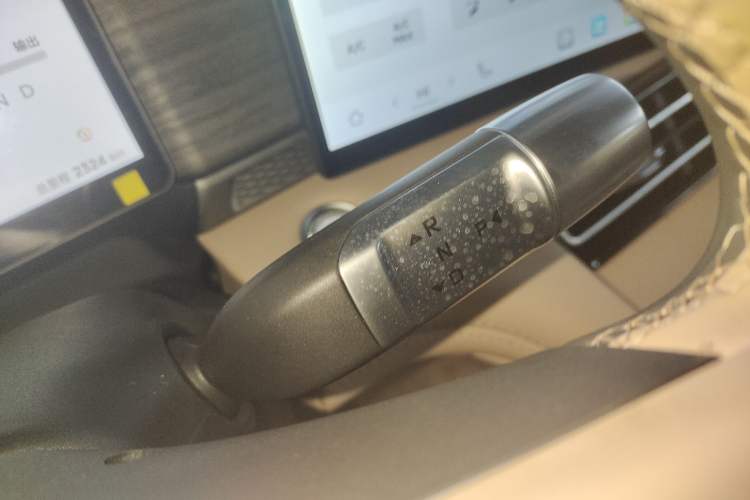 Used JETOUR Shanhai L7 Plus 2025 Model 220km Flagship 7-seater
