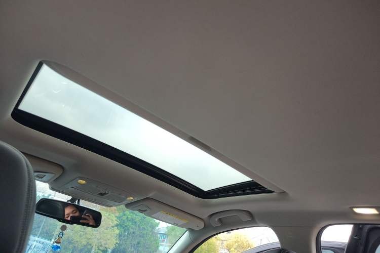 Used Infiniti Q50L 2018 2.0T Enjoyment Version China VI Standard