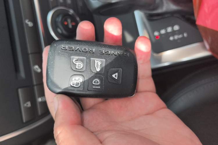 Used Land Rover Freelander 2 2013 2.2T SD4 SE Diesel Edition Vehicle Key