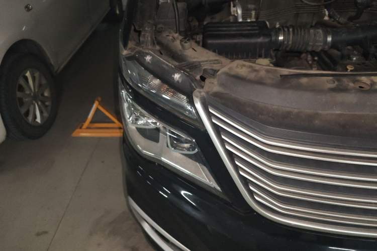 Used FORTHING Lingzhi 2020 M5L 1.6L Base Model 9 Seats
