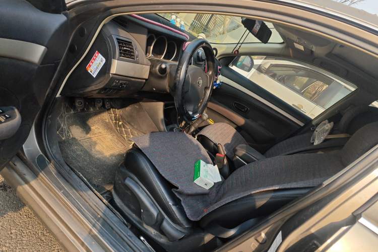 Used Nissan Sylphy 2016 Classic 1.6XE Manual Leading Edition Left Front Seat