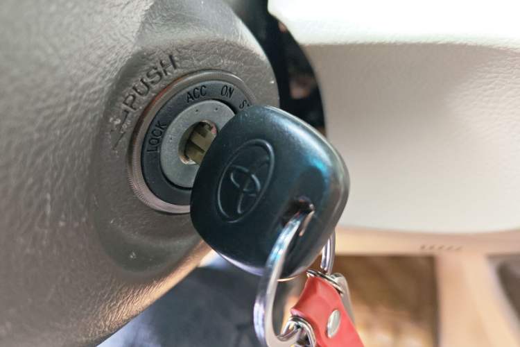 Used Toyota Camry 2009 240G Luxury Edition Vehicle Key