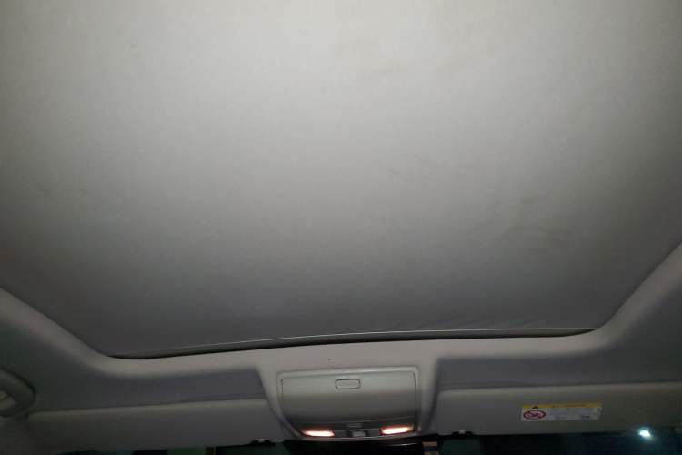 Used Skoda Kodiaq 2019 Facelifted TSI330 7-Seater Two-Wheel-Drive Luxury Enjoyment Edition China VI Standard Headliner