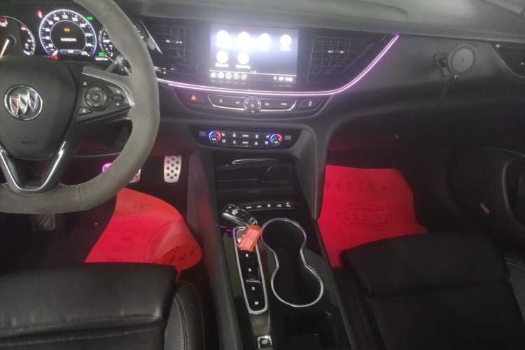 Used Buick Regal 2021 GS 28T Prestige Model