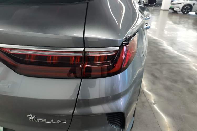 Used BYD Song PLUS New Energy 2021 DM-i 110KM Flagship PLUS Exterior 3