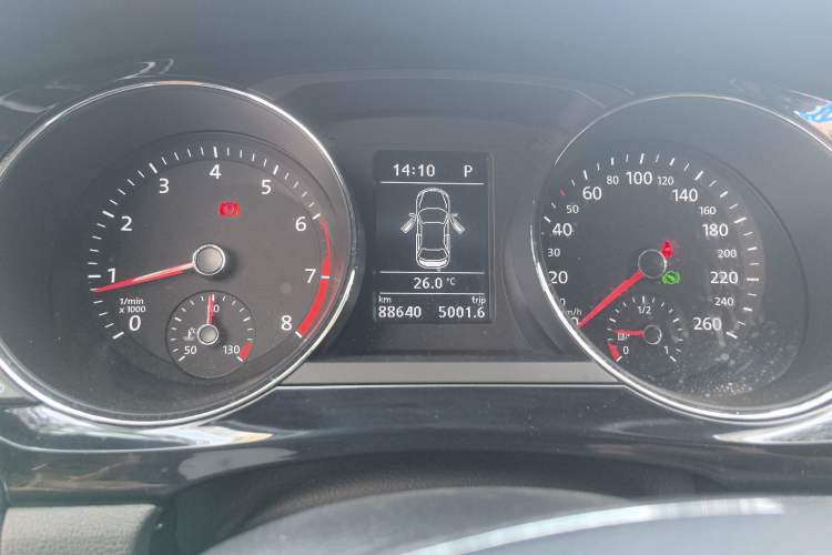 Used Volkswagen Sagitar 2018 280TSI DSG Comfort Model Instrument Cluster