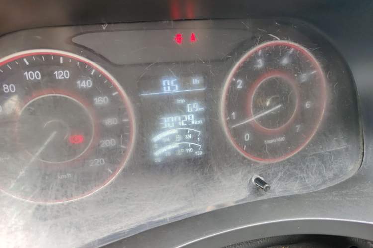 Used Foton Scenic G5 2022 2.0L Gasoline Commercial Version Open-Window 5/6-Seater 1TZS Odometer Close Up