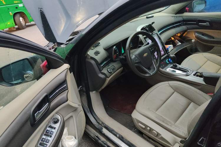 Used Chevrolet Malibu 2012 2.0L Automatic Luxury Edition
