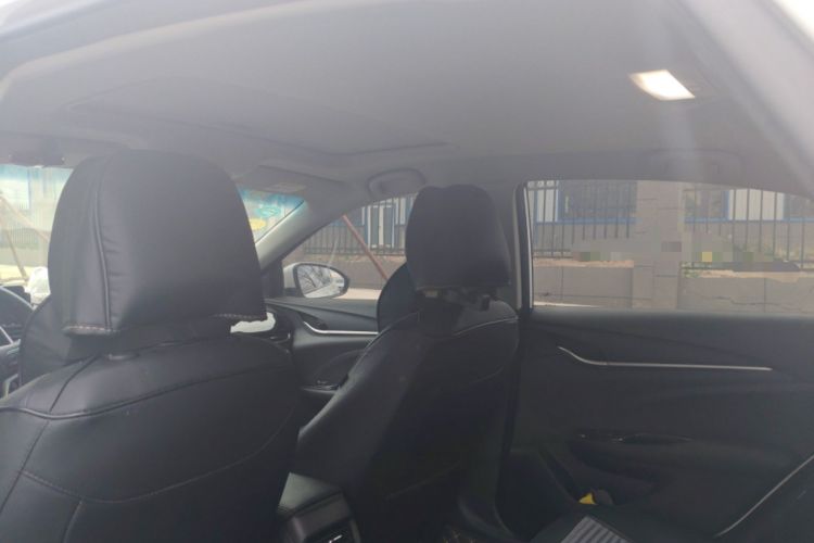 Used Buick GT 2018 18T Automatic Elite Model Headliner