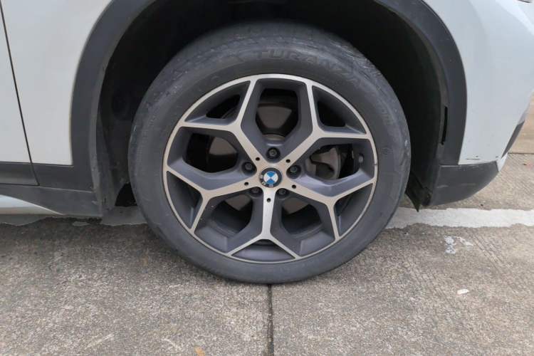 Used BMW X1 2018 sDrive18Li Luxury Model