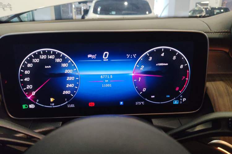 Used Mercedes-Benz GLC 2024 Refreshed GLC 300 L 4MATIC Dynamic Version 5 Seats