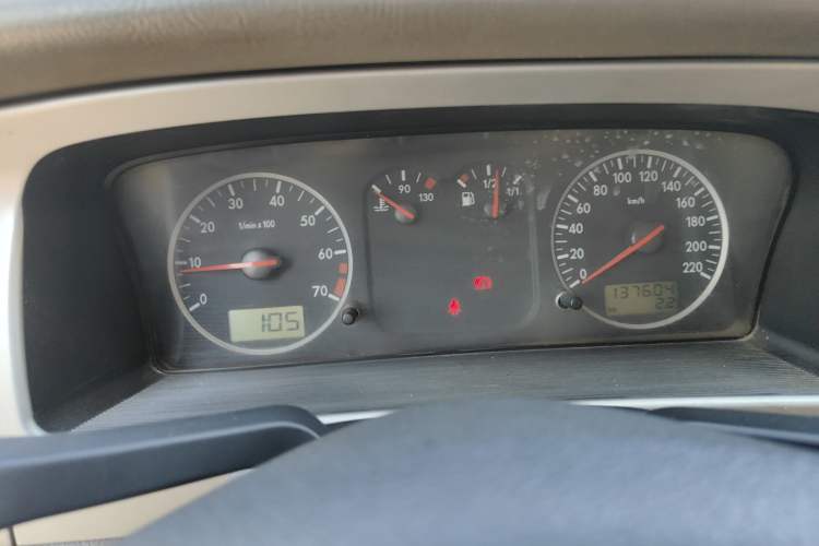 Used Volkswagen Santana Vista 2008 1.8L Manual Sishang Model