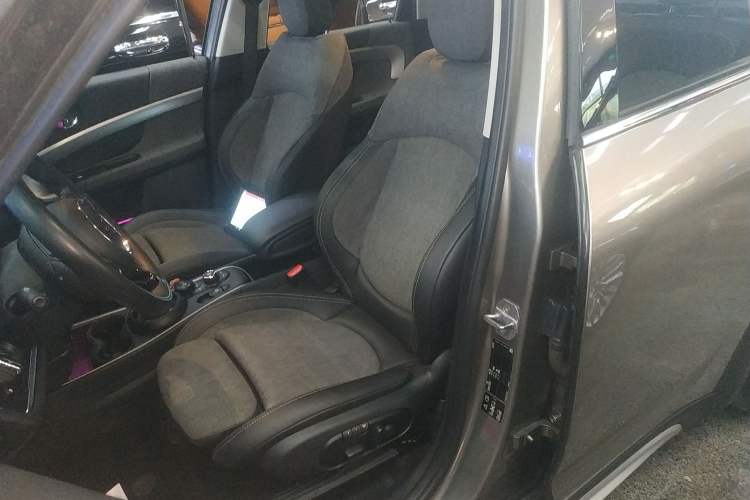 Used MINI Countryman 2019 1.5T COOPER ALL4 Classic Weekend Travel Edition
