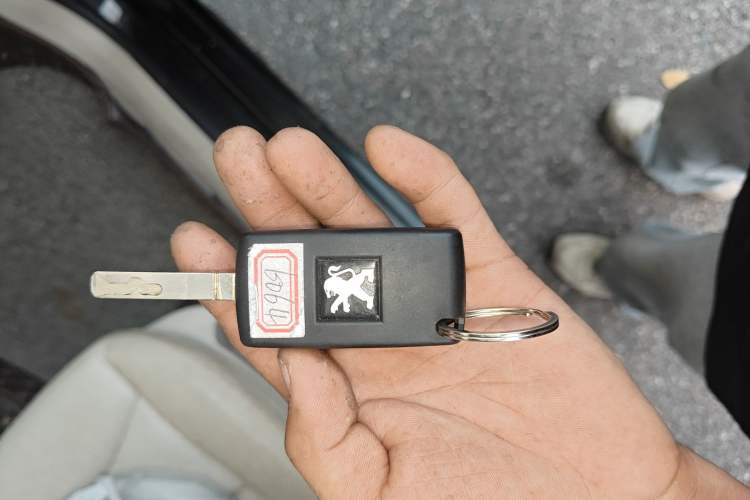 Used Peugeot 408 2010 2.0L Automatic Comfort Edition
