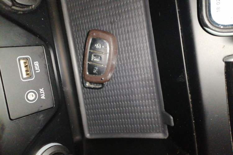 Used Hyundai Tucson 2015 1.6T Dual-Clutch Four-Wheel Drive Flagship Model
