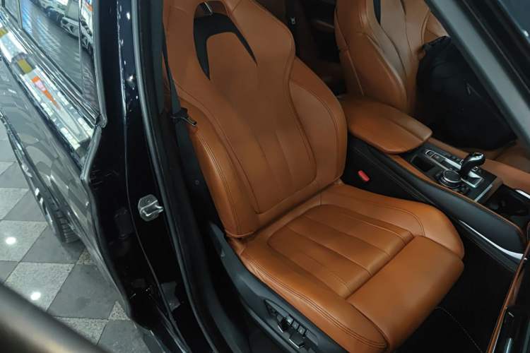 Used BMW X5 M 2015 X5 M
