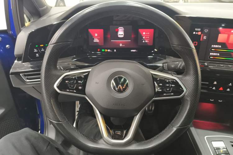 Used Volkswagen Golf 2023 Facelift 280TSI DSG R-Line Lite