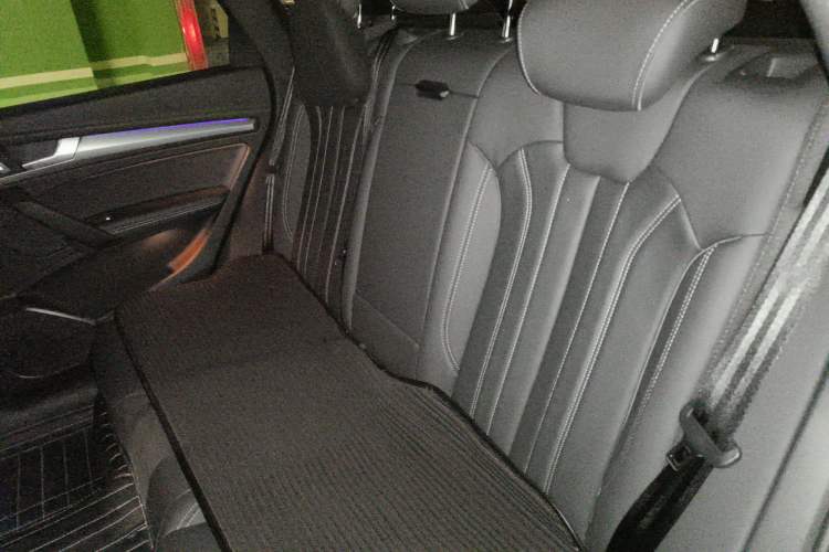 Used Audi Q5L 2024 40 TFSI Luxury Dynamic Edition Left Rear Seat