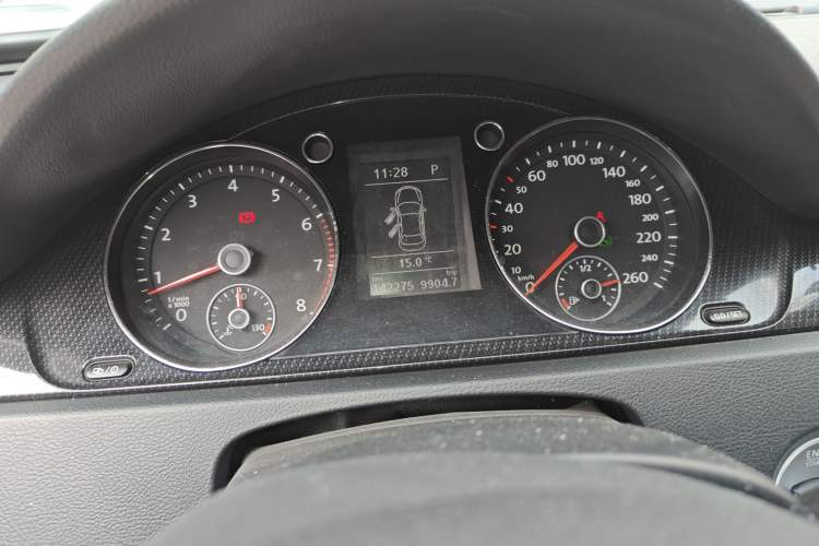 Used Volkswagen Magotan 2012 Revised 1.8TSI Luxury Version Instrument Cluster