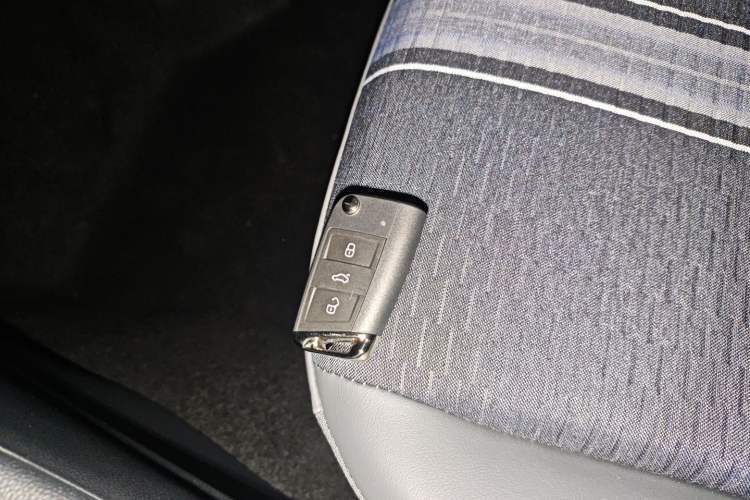 Used Volkswagen Sagitar 2025 Facelift 200TSI DSG Flyover Edition
