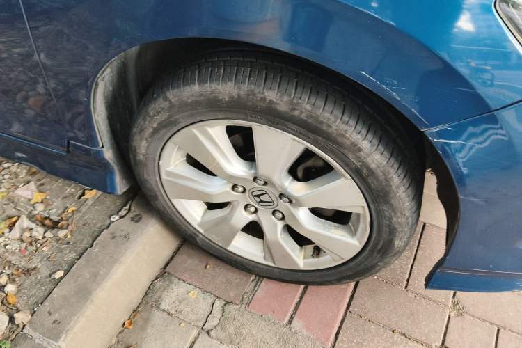 Used Honda Jade 2014 1.8L Automatic Comfort Elite Version 5 Seats
