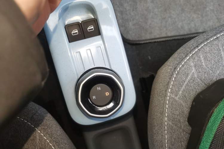 Used Geely Galaxy Panda 2023 Panda Mini 120km Asian Games Edition