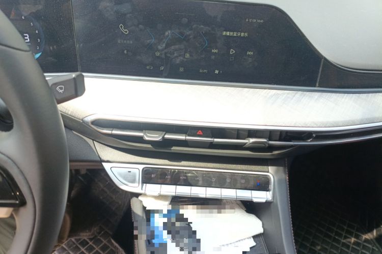 Used CHANGAN Eado 2024 PLUS Blue Whale NE 1.4T GDI DCT High-Energy Edition Audio And AC Panel