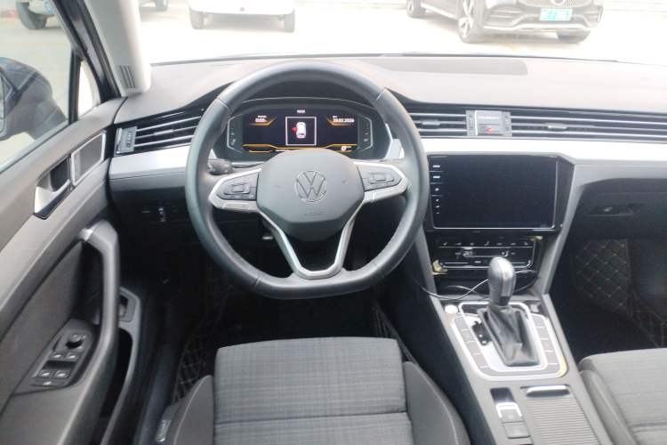 Used Volkswagen Variant 2021 2.0T Comfort Edition