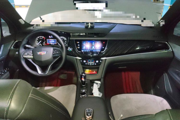 Used Cadillac XT6 2020 28T Seven-Seater Four-Wheel-Drive Luxury Version Center Console