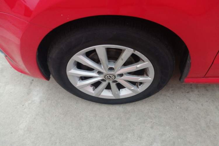 Used Volkswagen Polo 2014 1.6L Automatic Luxury Edition
