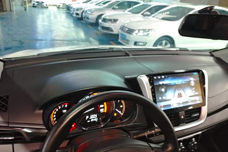 Used Toyota YARiS L Zhi Xuan 2022 X-Trail 1.5L CVT Luxury PLUS Edition
