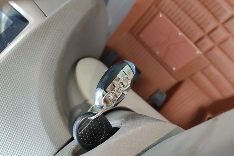 Used Chevrolet Sail 2013 Sedan 1.2L Manual Fashionable Happiness Edition