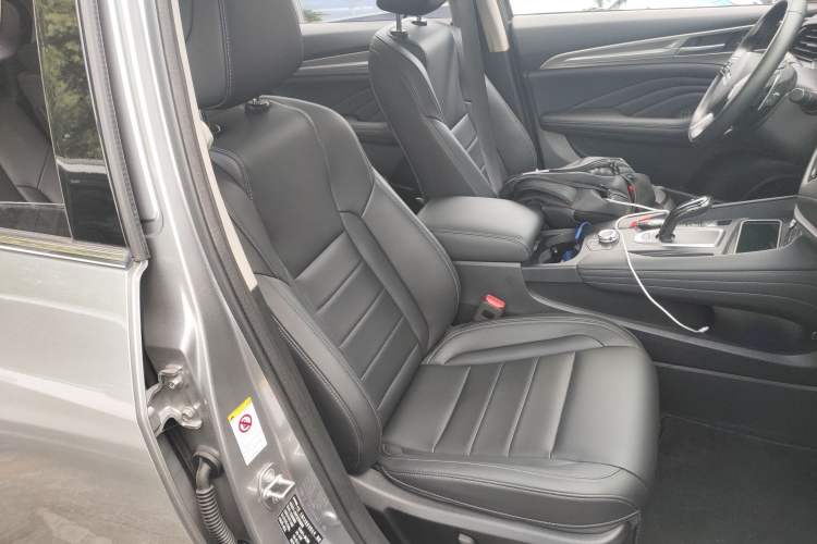 Used Haval F7 2019 2.0T Two-Wheel-Drive i-Van China VI Standard