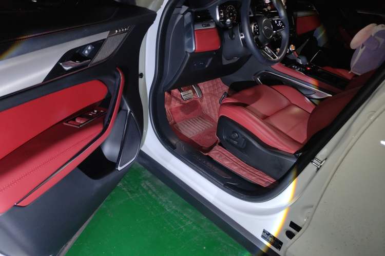 Used Jaguar F-PACE 2024 P250 R-Dynamic SE