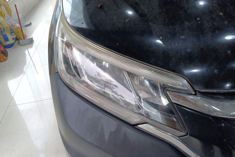 Used Honda CR-V 2016 2.0L two-wheel drive Urban Edition Right Front Headlight