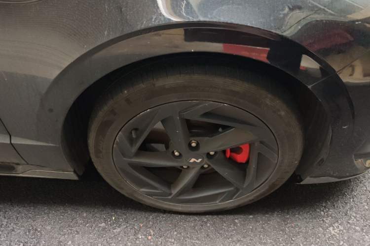 Used Hyundai Sonata 2024 2.0T N Line Pro Right Front Wheel Hub