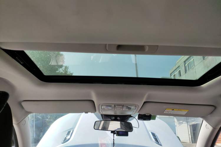 Used Changan CS75 2017 Shangkui Edition 1.5T Manual Fengxiang Model