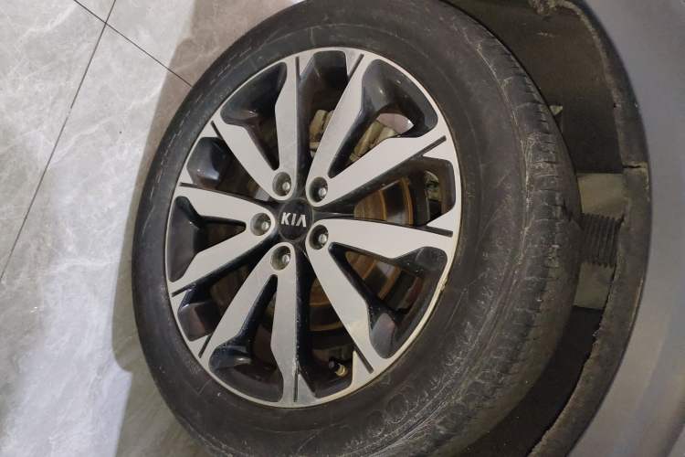 Used Kia KX5 2017 1.6T Automatic Two-Wheel Drive 15th Anniversary Special Edition DLX