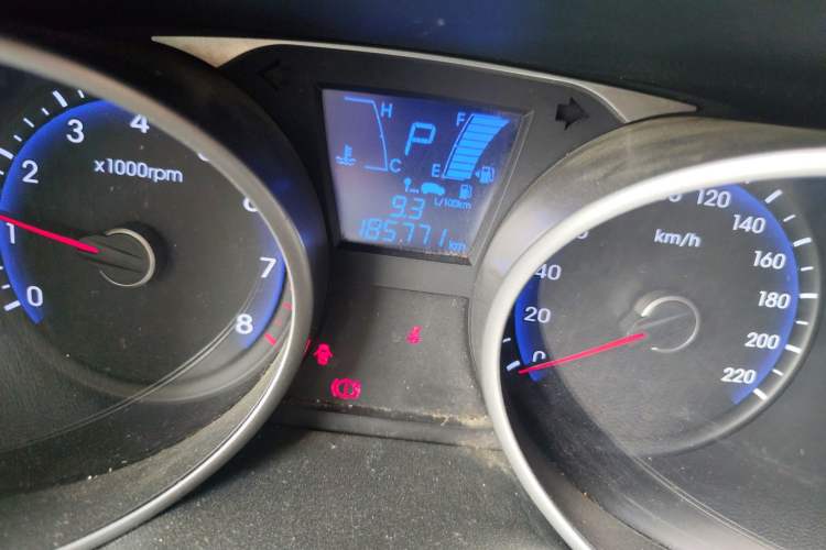 Used Hyundai ix35 2012 2.0L Automatic Two-Wheel Drive Elite Edition GLS
